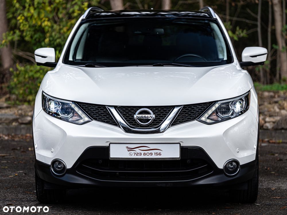 Nissan Qashqai 1.6 dCi TEKNA - 16