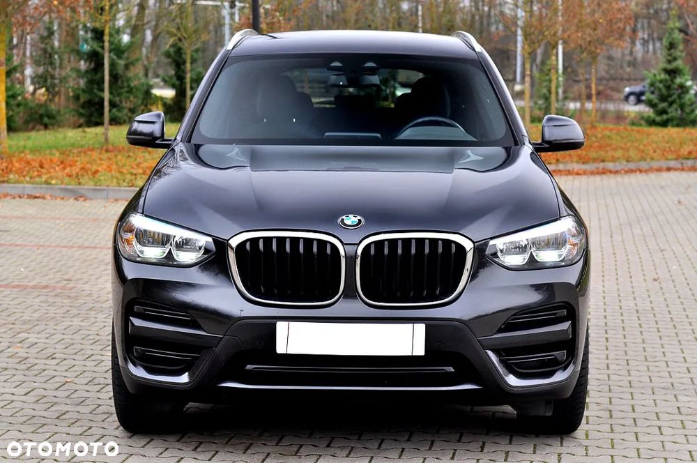 BMW X3 sDrive18d Business Edition - 8