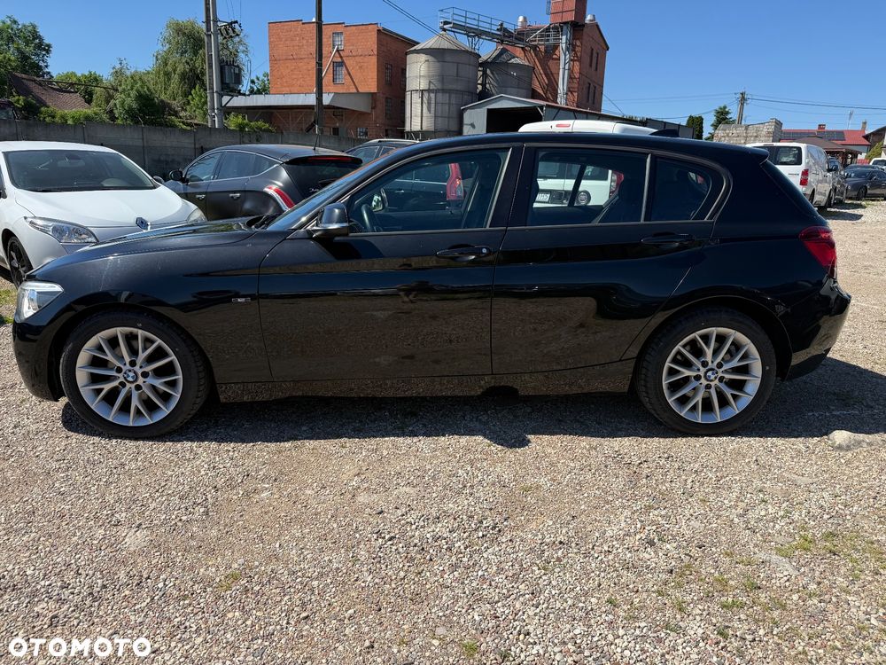 BMW Seria 1 120d Sport Line - 7