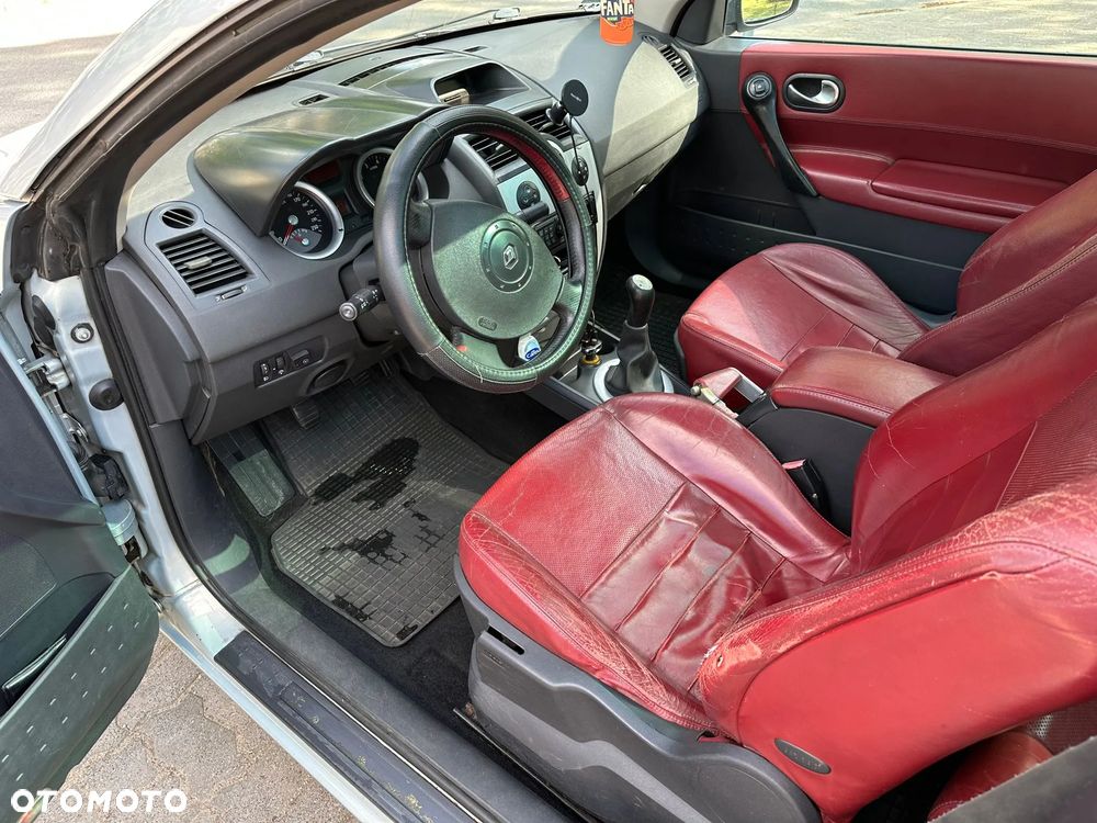 Renault Megane - 23