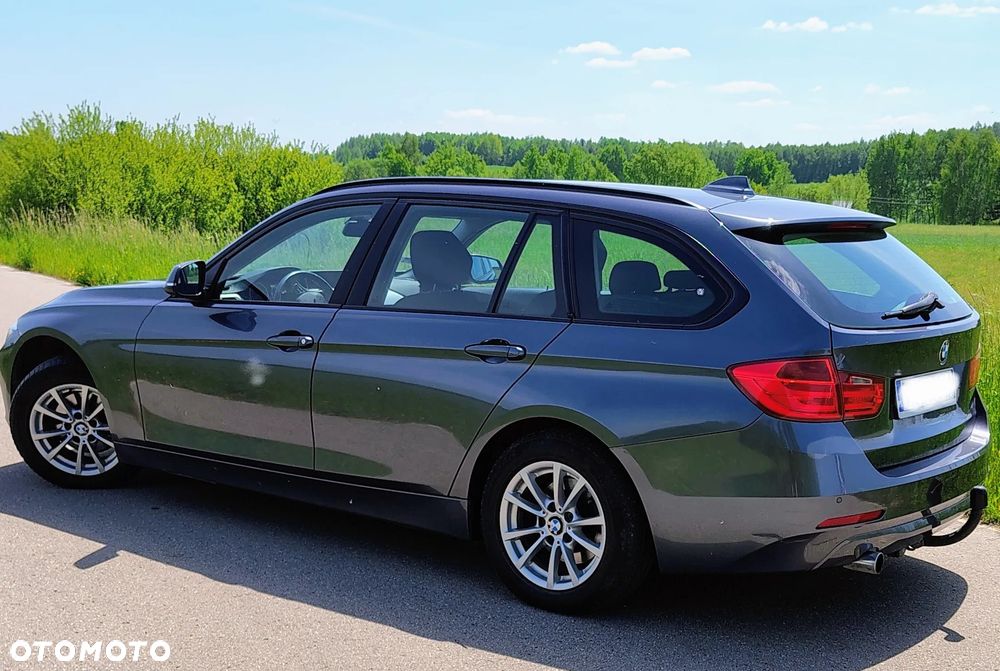 BMW Seria 3 318d Modern Line - 12