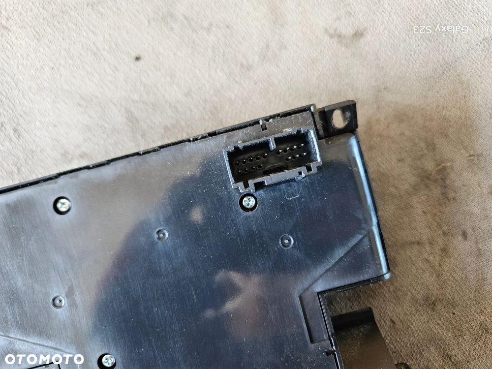Panel nawiewu radia klimatyzacji Volvo V50 2004r Europa 8697155 - 3