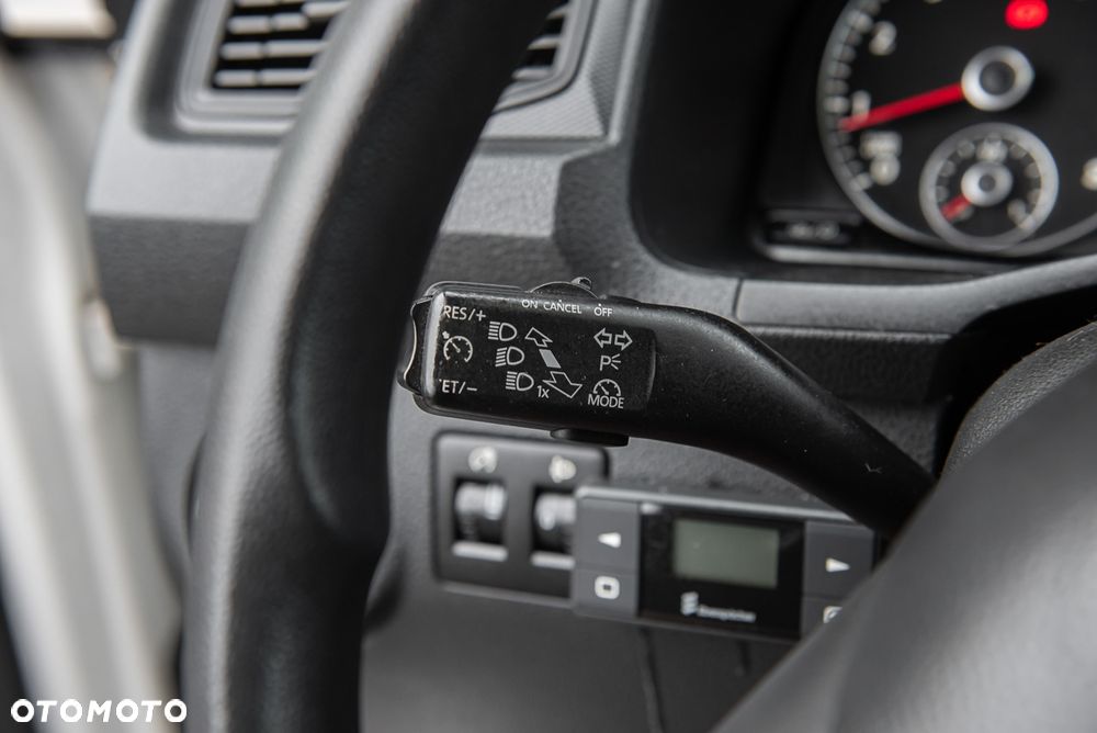 Volkswagen Caddy Maxi - 16