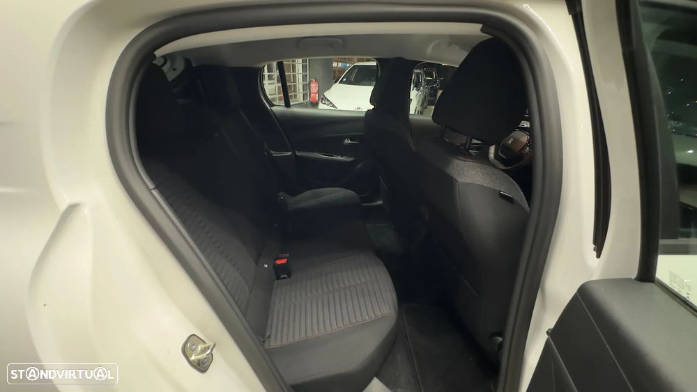 Peugeot e-208 Active Pack - 16