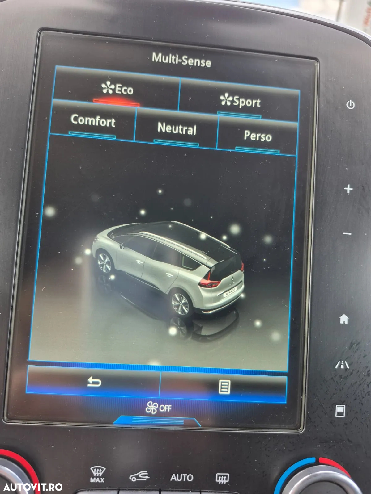Renault Grand Scenic ENERGY dCi 160 EDC BOSE EDITION - 13
