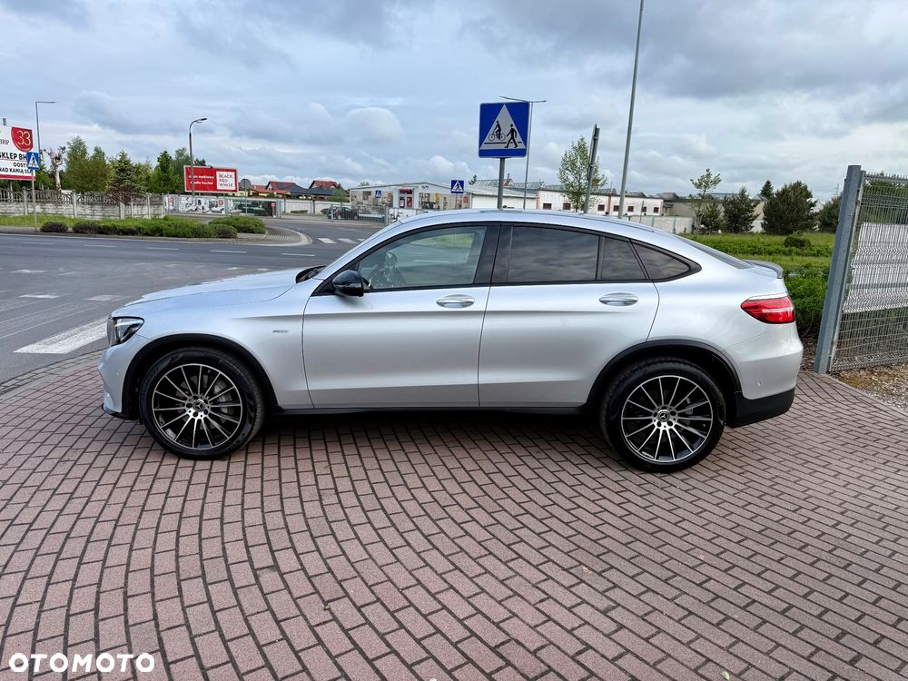 Mercedes-Benz GLC 220 d 4Matic 9G-TRONIC AMG Line - 26