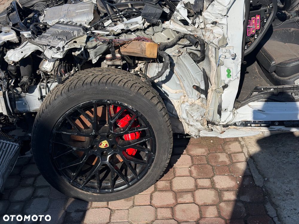 Porsche Macan GTS - 13
