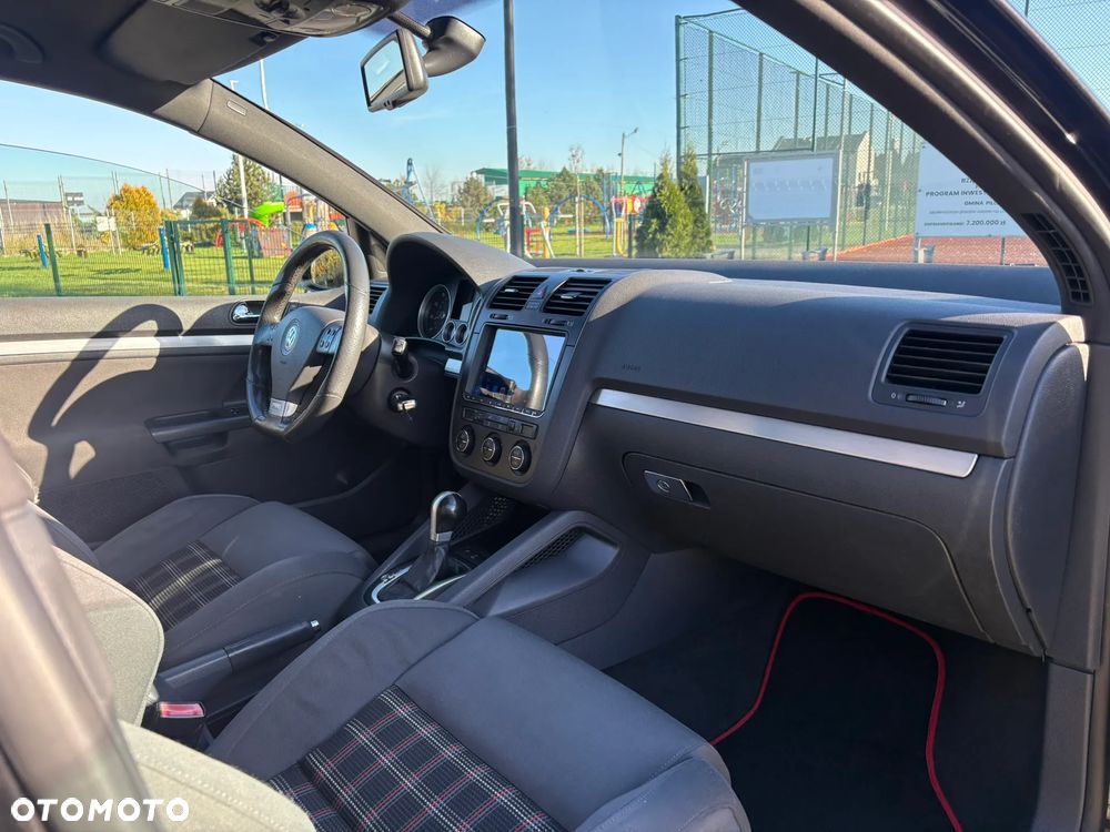 Volkswagen Golf V 2.0 TSI GTI DSG - 13