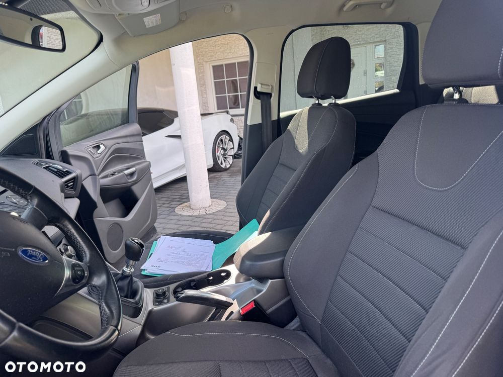 Ford Kuga 1.6 EcoBoost 2x4 Trend - 13