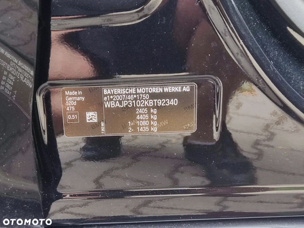 BMW Seria 5 520d - 11