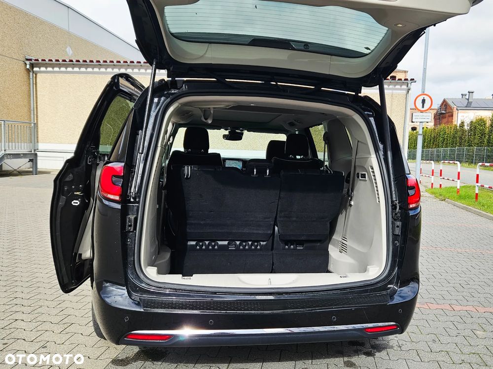 Chrysler Pacifica - 12