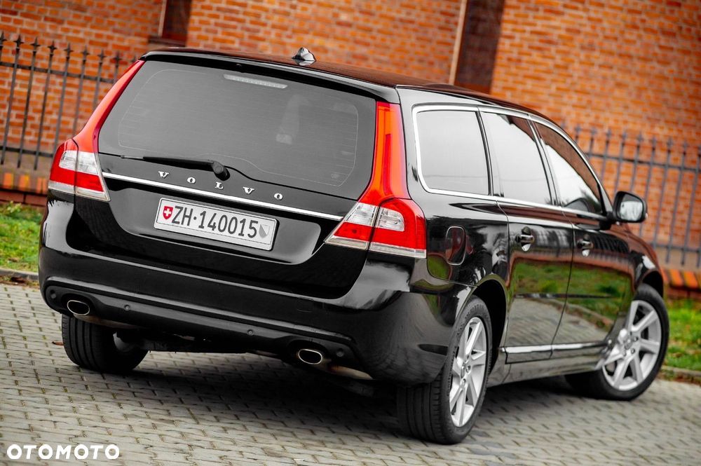 Volvo V70 T6 AWD Geartronic Momentum - 11
