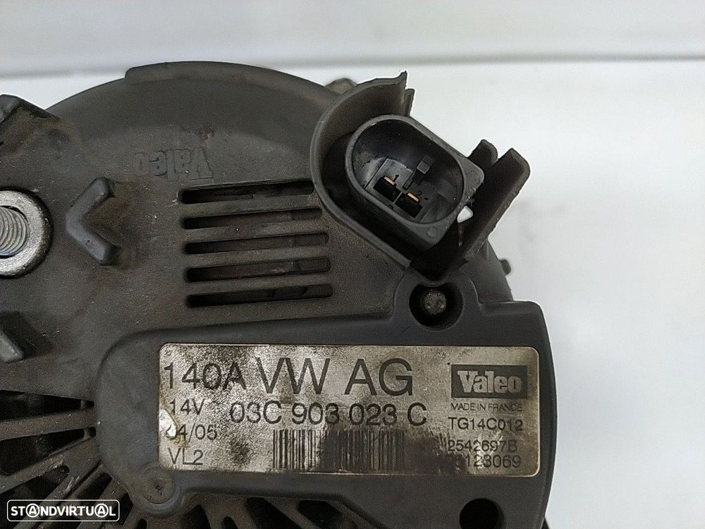 Alternador Volkswagen Passat Variant (3C5) - 3