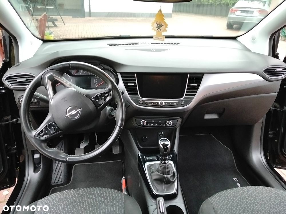 Opel Crossland X - 17