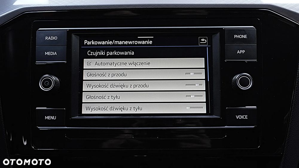 Volkswagen Passat - 27
