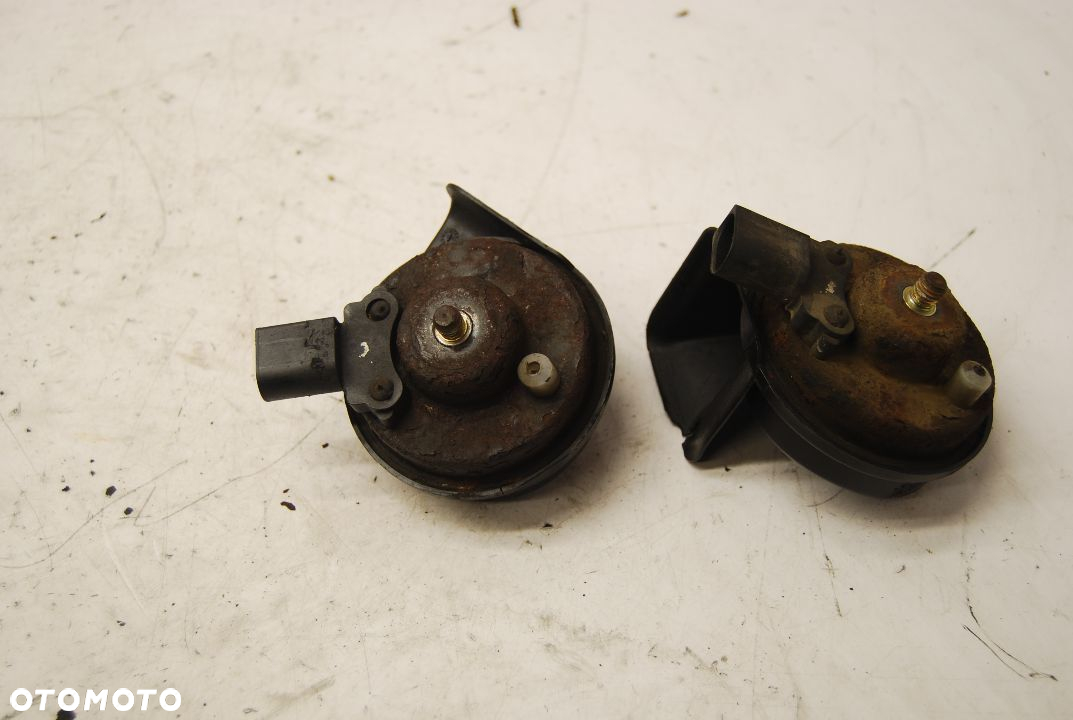 KLAKSON SYGNAŁ DŹWIĘKOWY 70/3881157 VW PASSAT B5 LIFT AUDI SEAT SKODA - 2