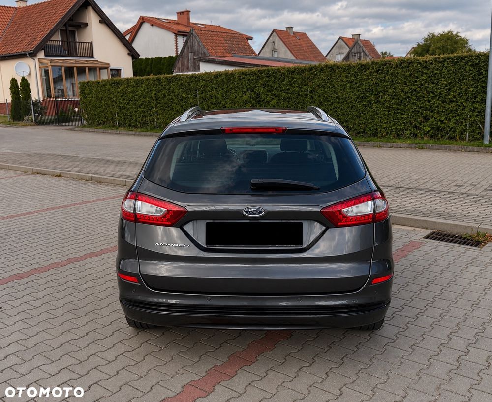 Ford Mondeo 2.0 TDCi Titanium PowerShift - 11