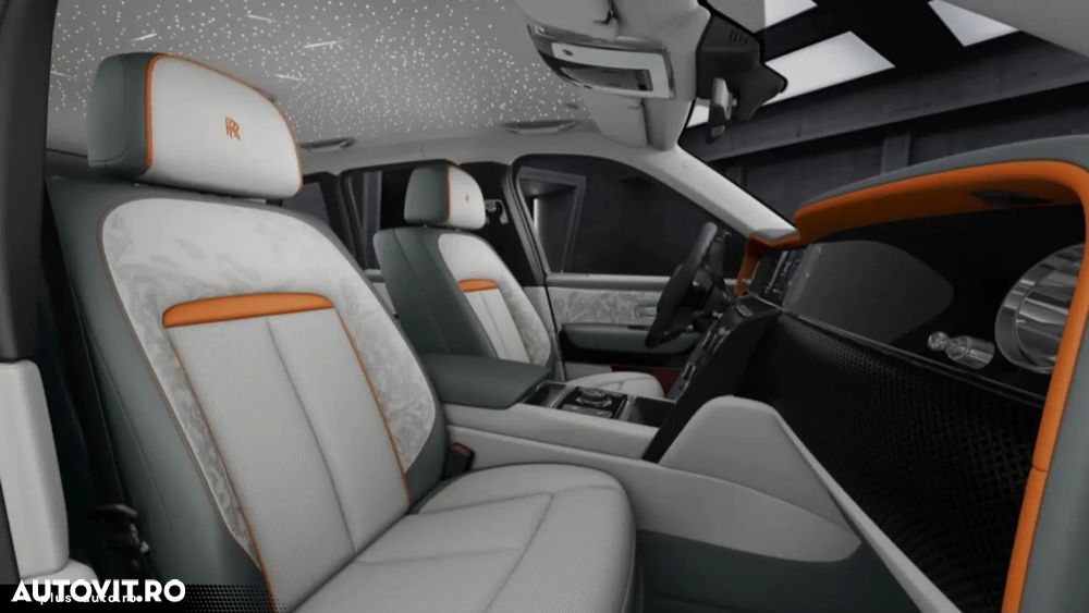 Rolls-Royce Cullinan - 4