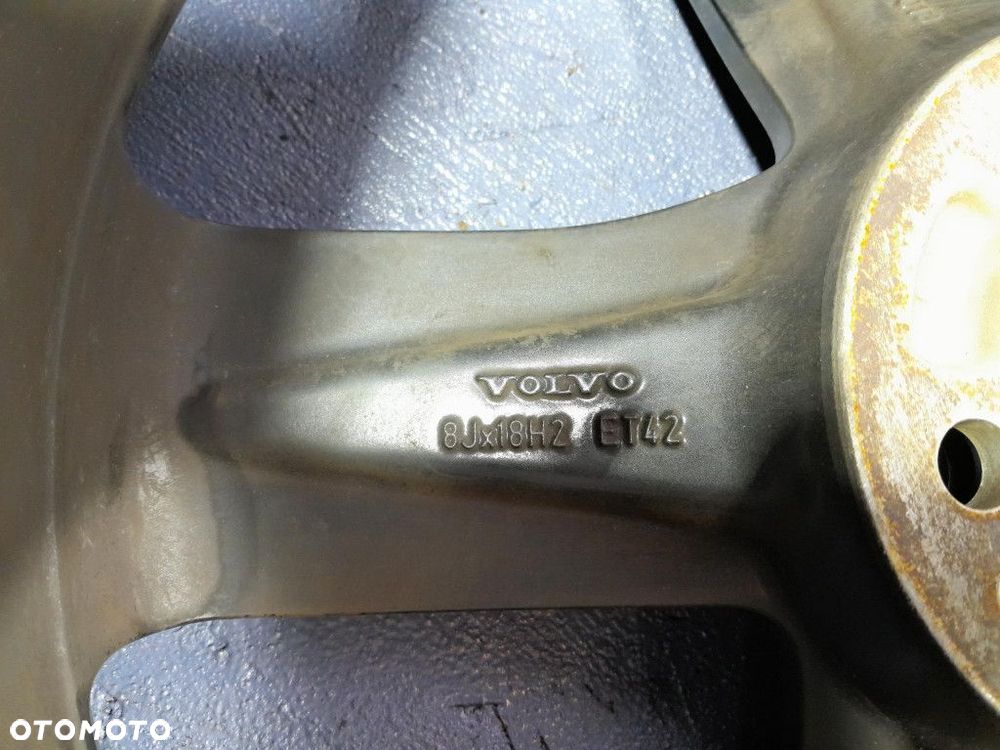 VOLVO S90 II 16- FELGA ALUMINIOWA R-DESIGN 8JX18 5X108 ET 42 - 12
