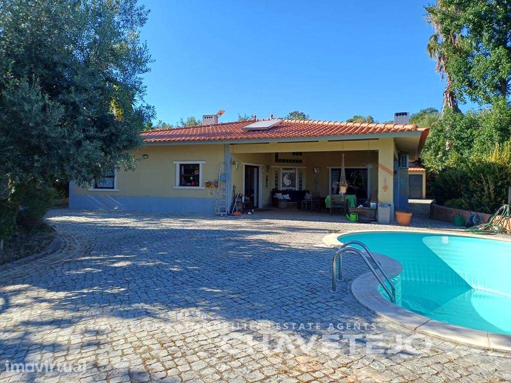 Moradia T2 com Anexos e Piscina num Cenário Paradisíaco perto de Fe... - Grande imagem: 2/60