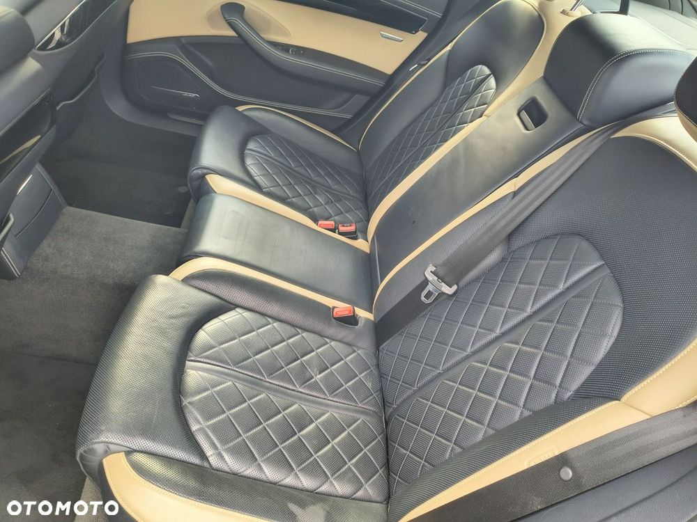 Audi A8 - 29
