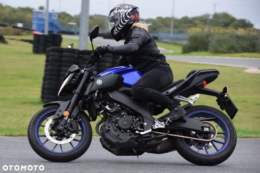Yamaha MT - 4