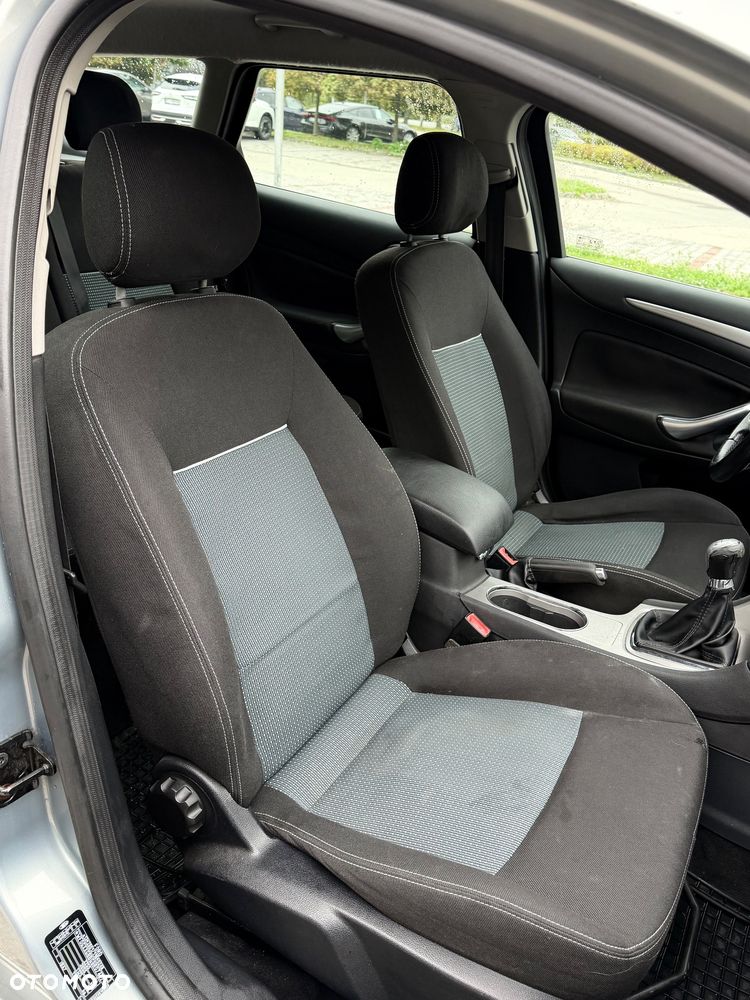 Ford Mondeo - 17