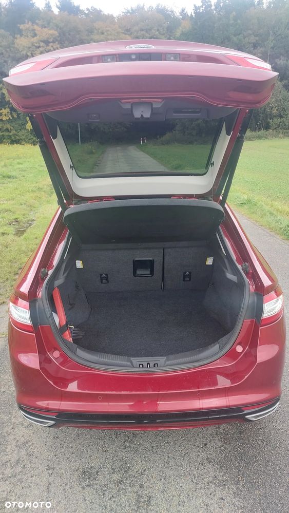 Ford Mondeo 2.0 TDCi Titanium PowerShift - 4