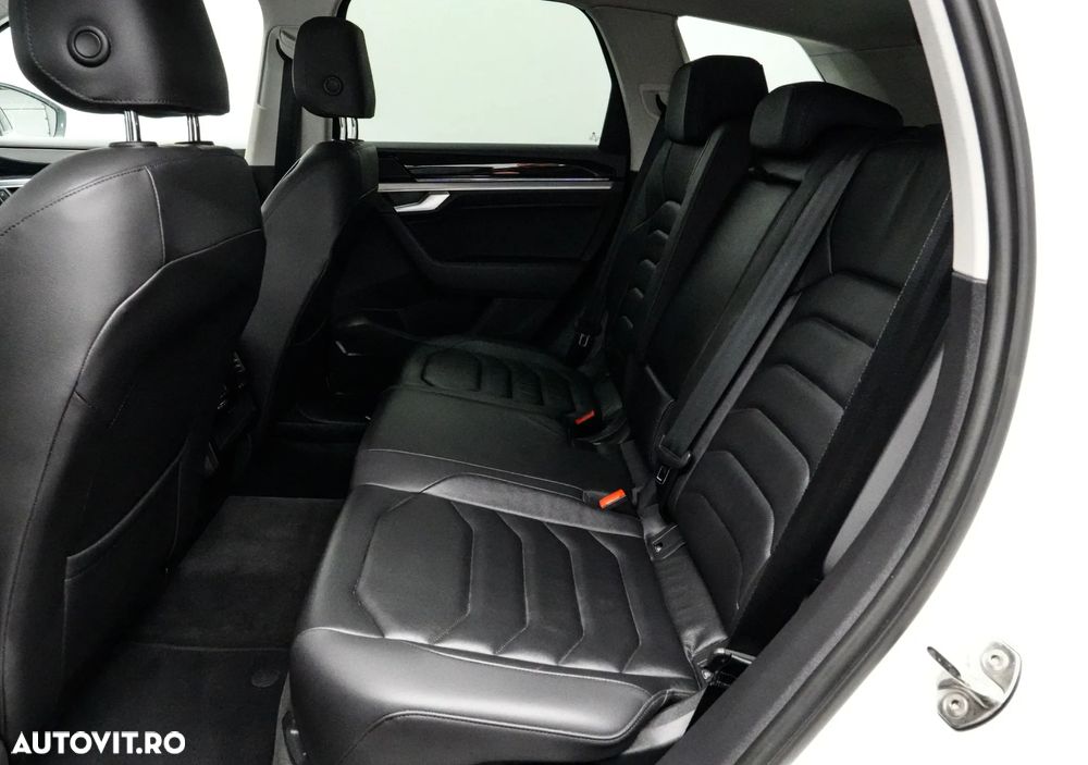 Volkswagen Touareg V6 TDI Atmosphere - 16