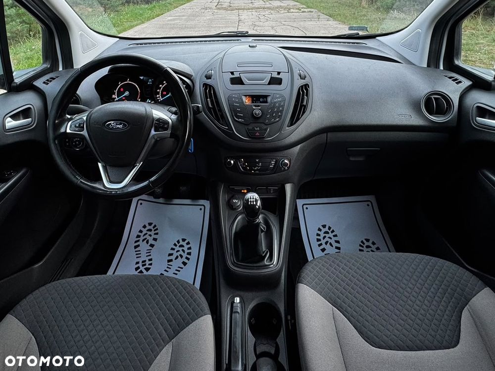 Ford Tourneo Courier 1.5 TDCi Titanium - 8