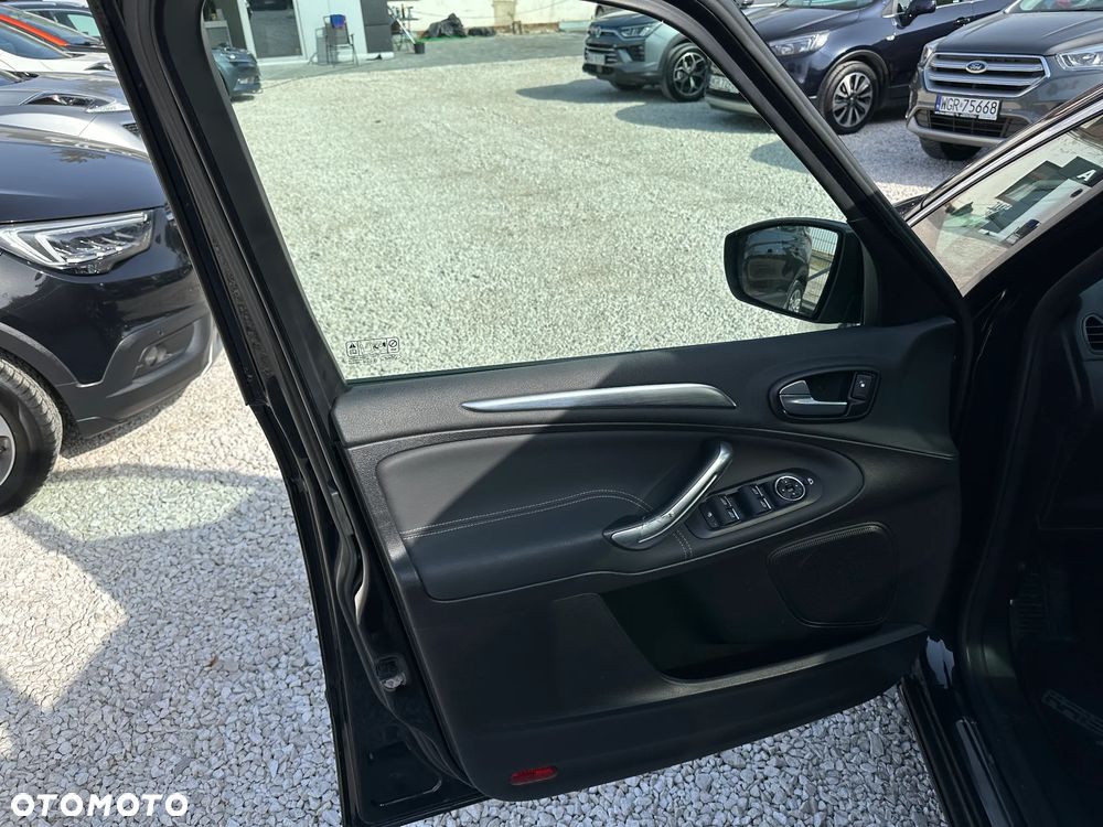 Ford S-Max 2.0 TDCi DPF Titanium MPS6 - 15
