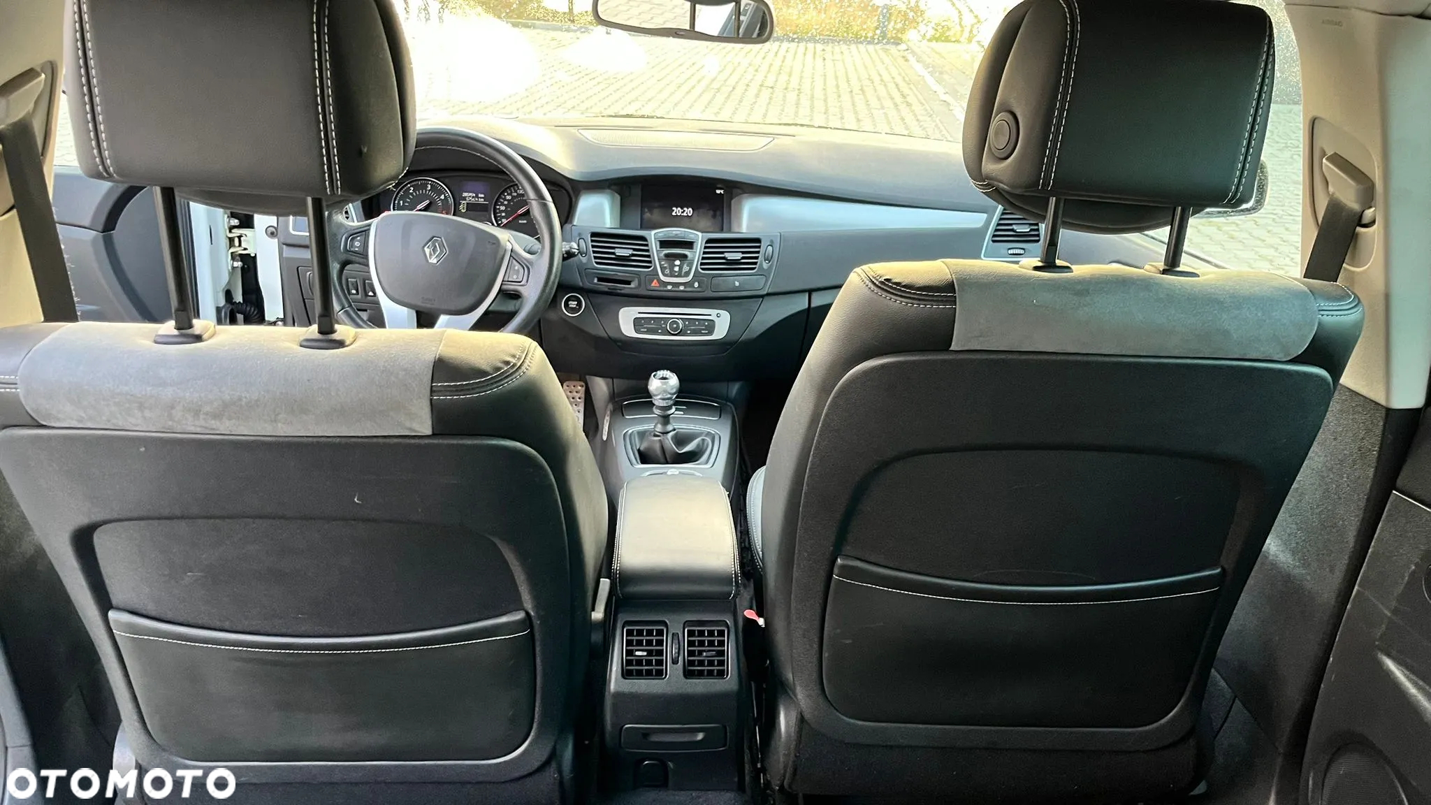 Renault Laguna ENERGY dCi 175 FAP Start & Stop Bose Edition - 19
