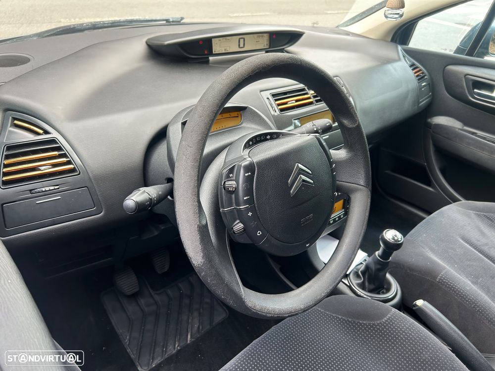 Citroën C4 1.6 HDi 110 SX - 12