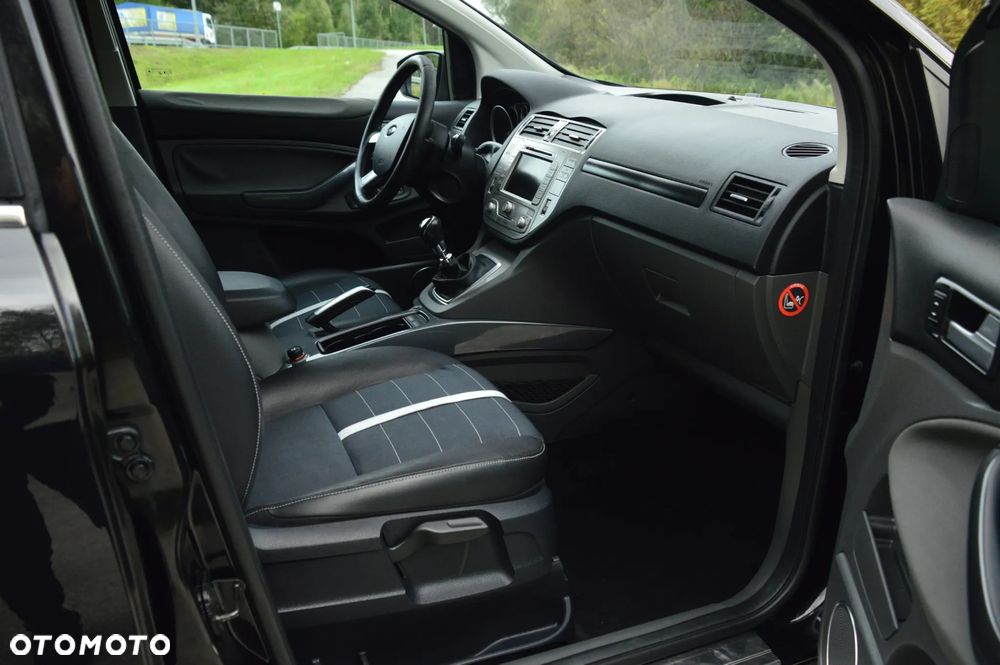 Ford Kuga 2.5 4x4 Titanium - 7