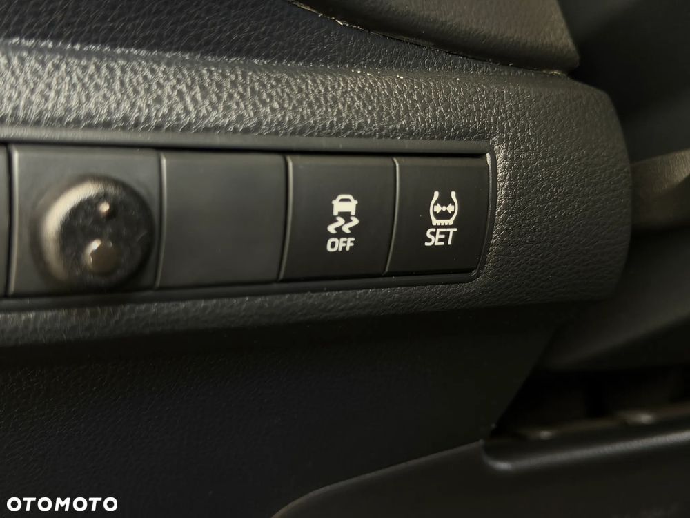 Toyota Corolla 1.8 Hybrid GR Sport - 15