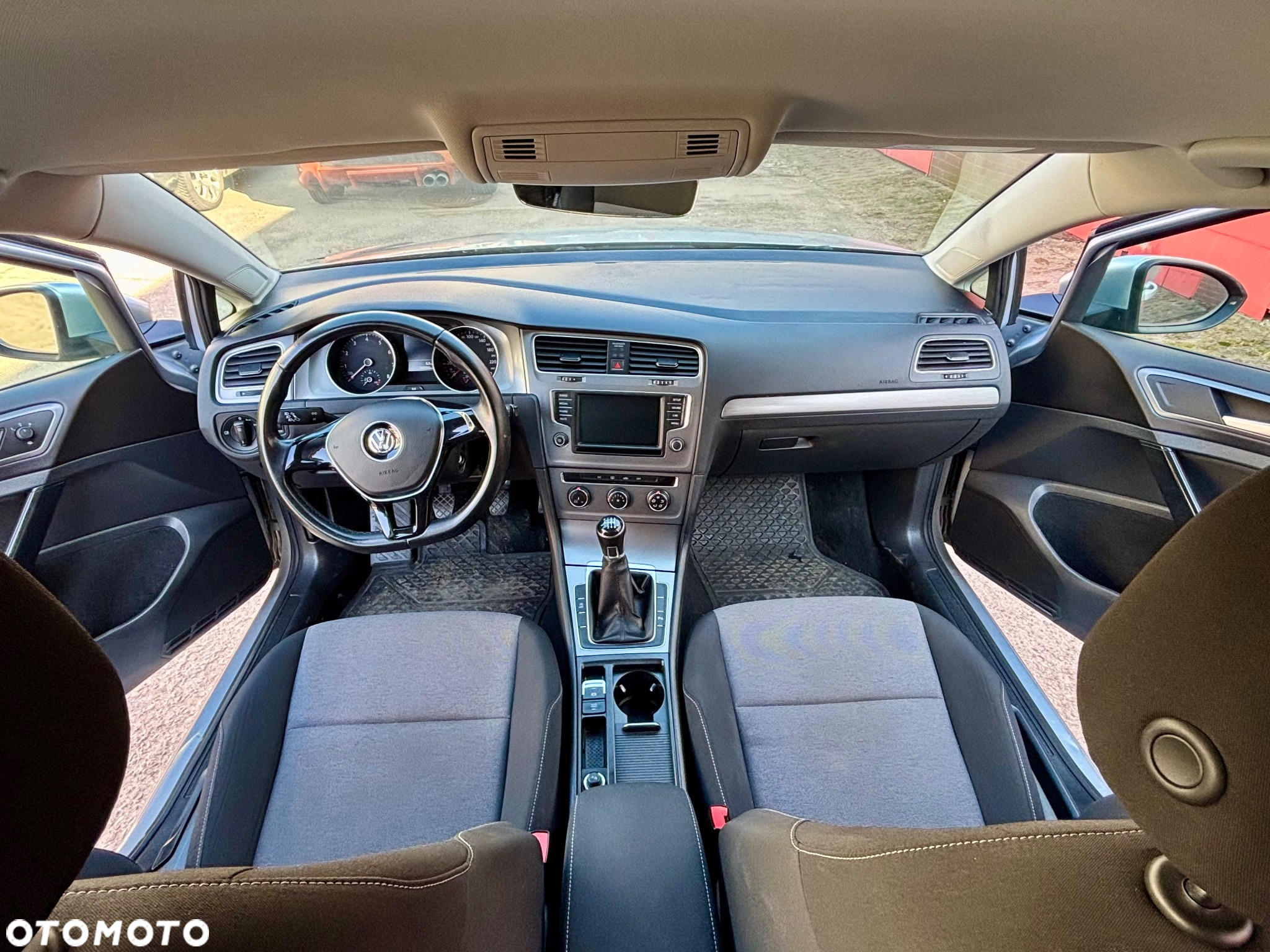 Volkswagen Golf VII 1.2 TSI BMT Trendline - 6