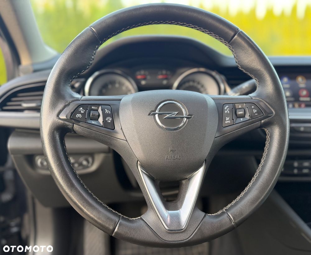 Opel Insignia 1.5 T Enjoy S&S - 32