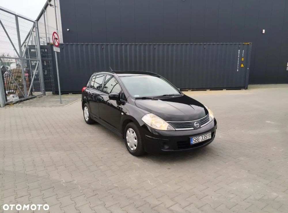 Nissan Tiida 1.6 Acenta - 2