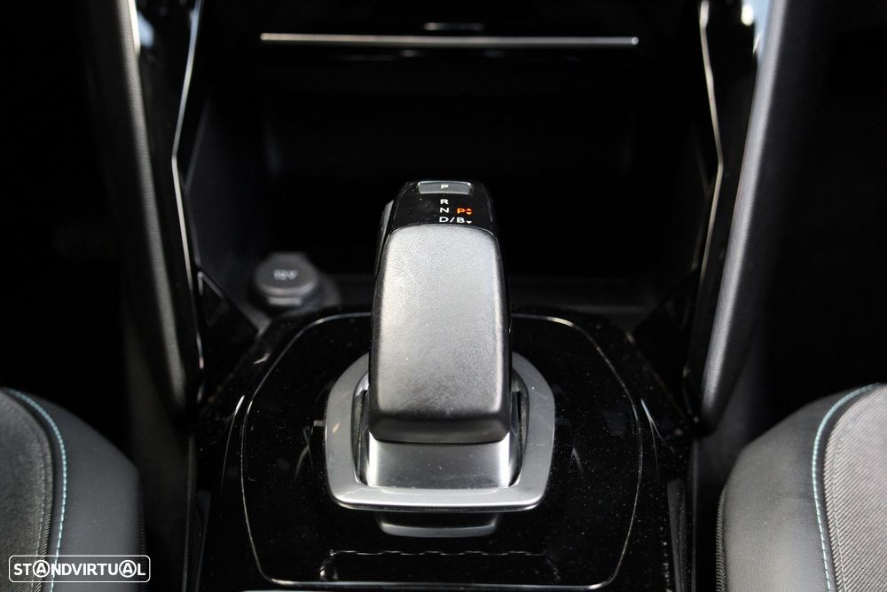 Peugeot e-2008 50 kWh Allure - 18