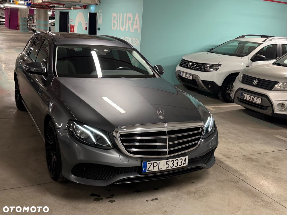 Mercedes-Benz Klasa E 200 CGI BlueEFFICIENCY Automatik Avantgarde - 5