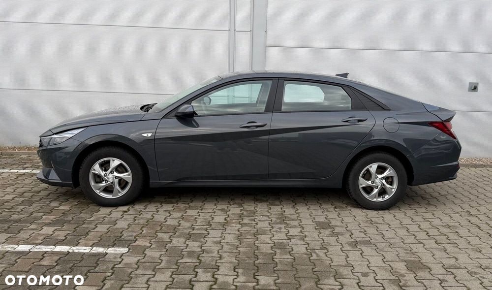 Hyundai Elantra 1.6 Modern - 6