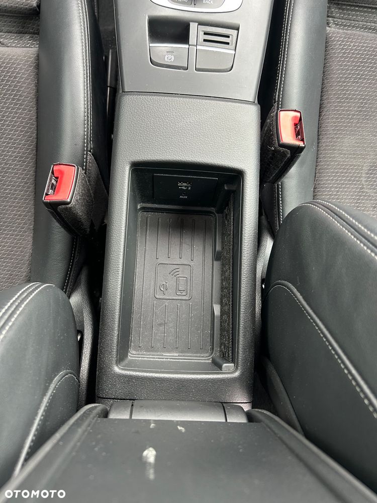 Audi A3 Sportback 2.0 TDI (clean diesel) S tronic S line Sportpaket - 11