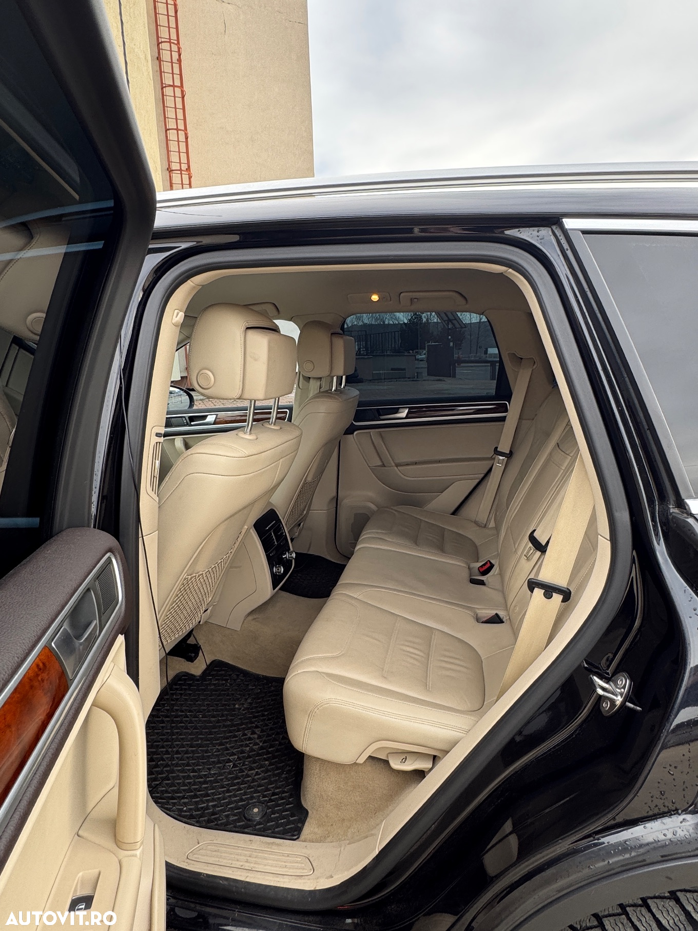 Volkswagen Touareg 3.0 V6 TDI BMT - 9
