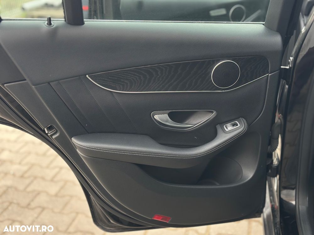 Mercedes-Benz GLC - 19