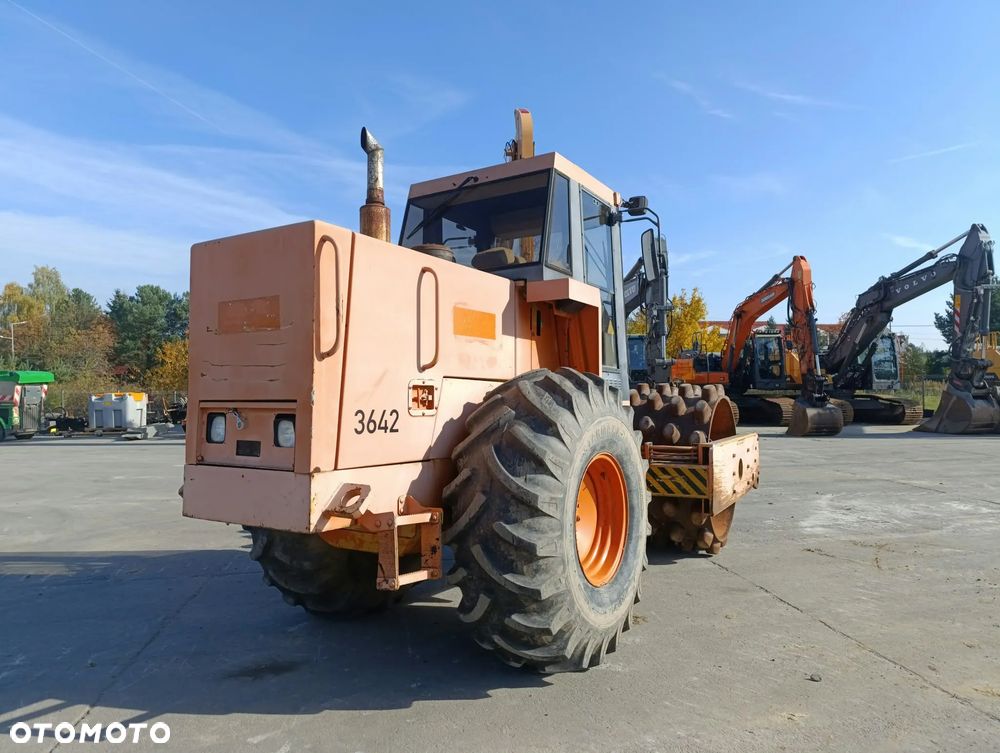 Caterpillar CP-563