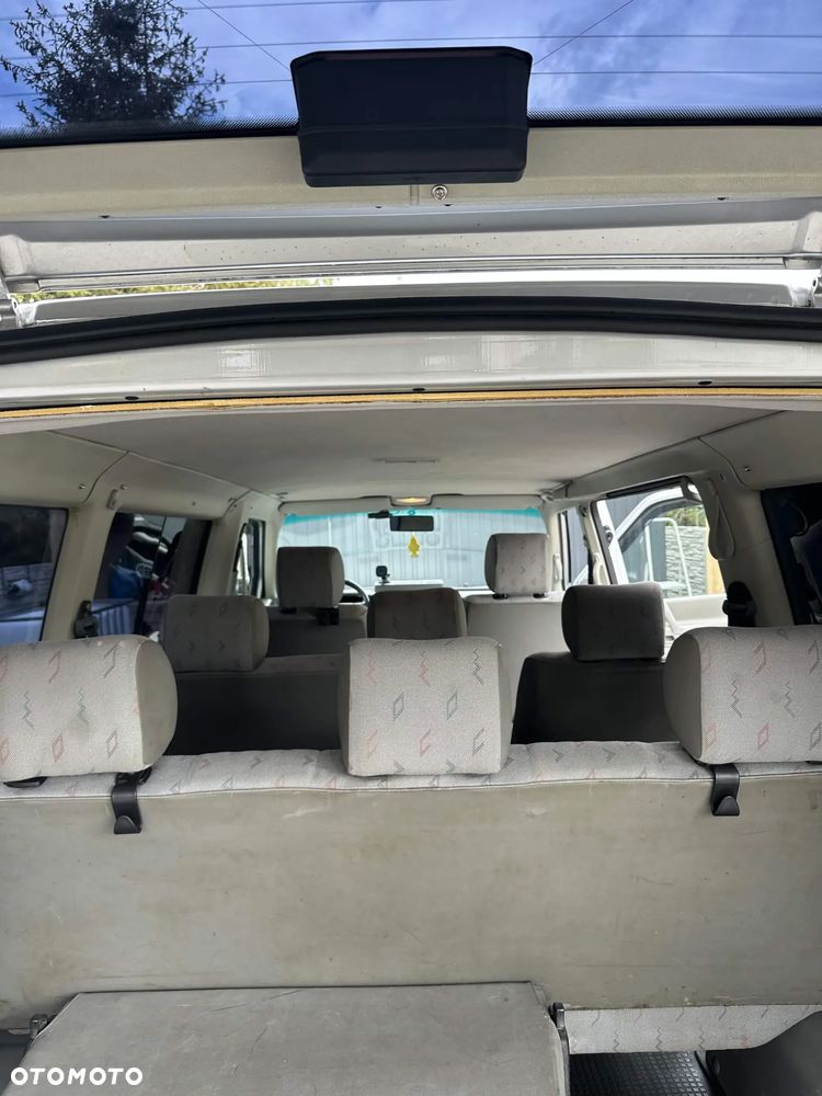 Volkswagen Transporter - 23