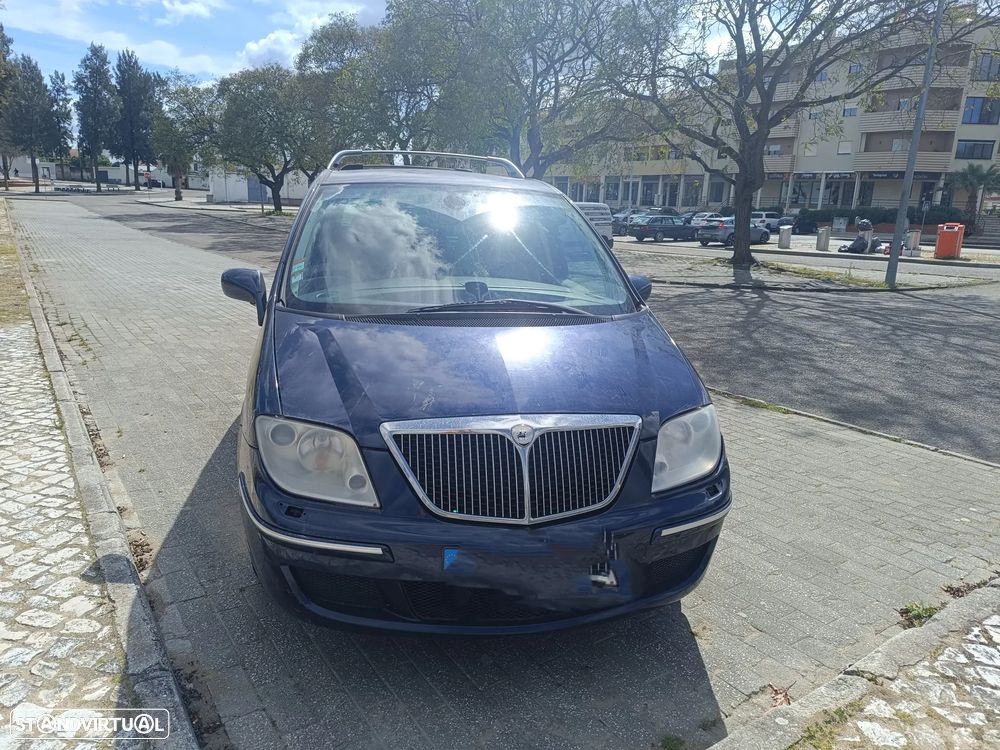 Lancia Phedra 2.0 M-jet Executive - 1