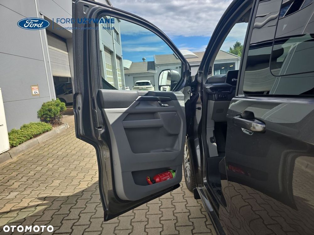 Ford Tourneo-custom - 23