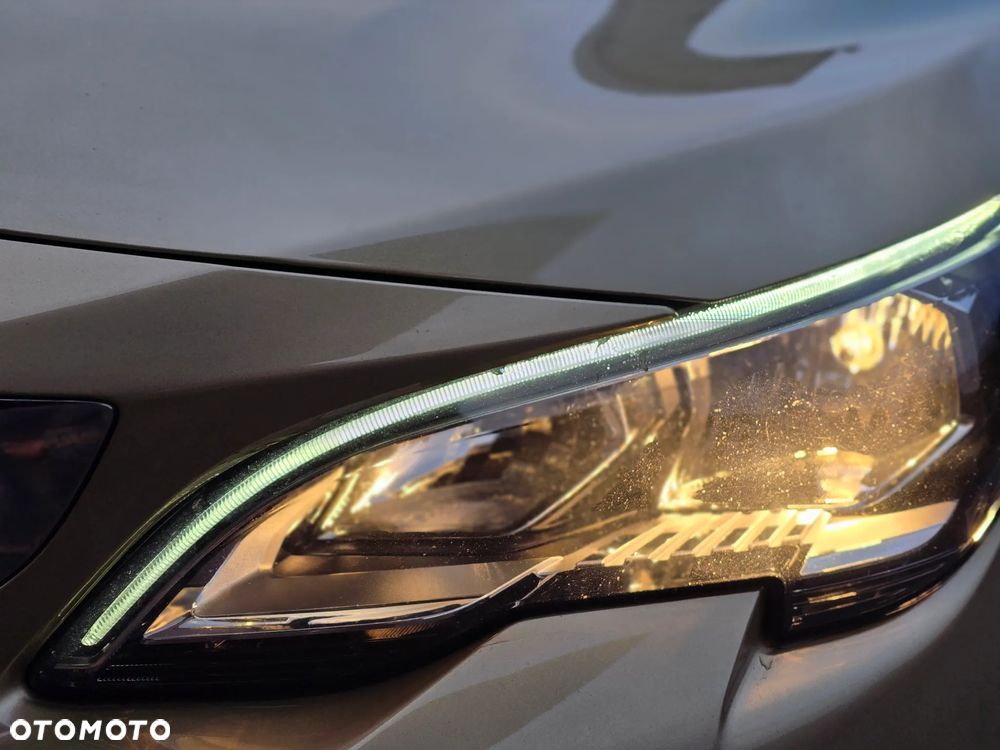 Peugeot 5008 - 4