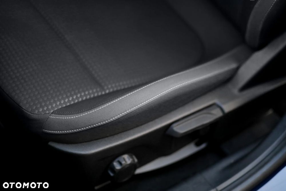 Ford Focus 1.0 EcoBoost Connected - 17